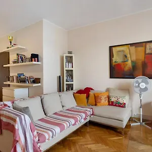 Cadolini - Secured Parking! - Duomo In 20 Min - Quiteness And Garden , Milán Italia